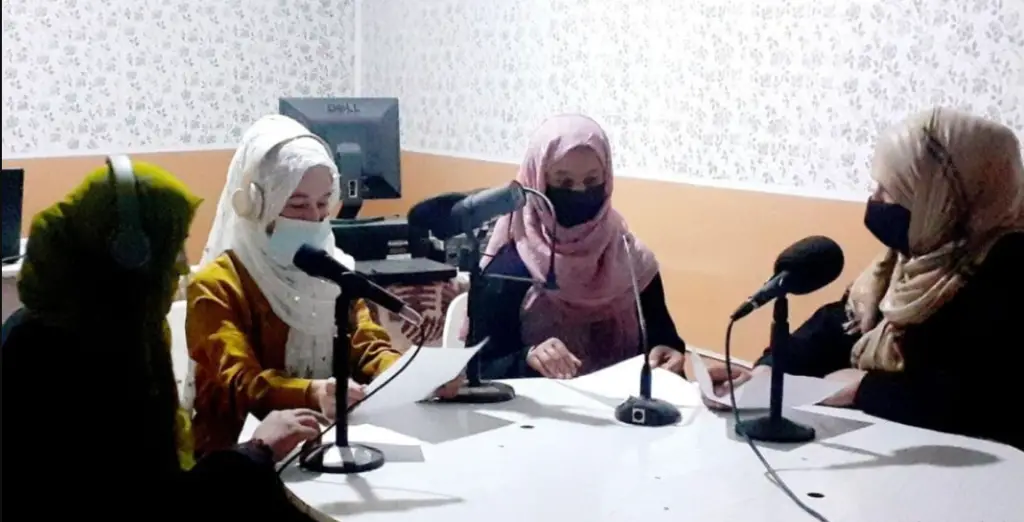 Afghanistan:Taliban shut down women radio station playing music during Ramadan